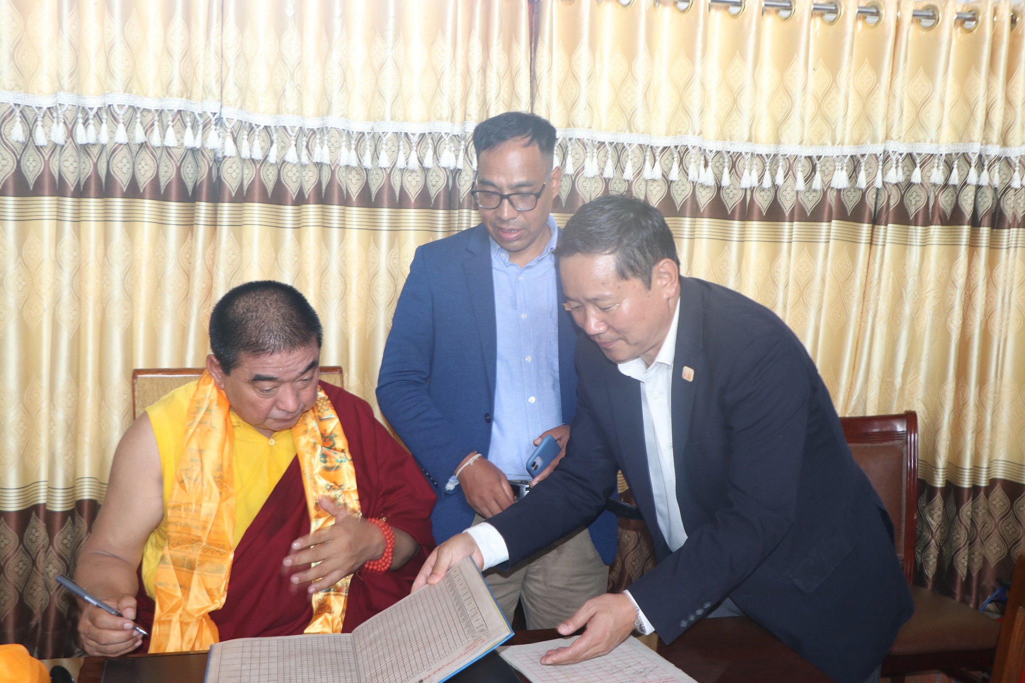 लुुम्बिनी विकास कोषको सम्पर्क कार्यालय काठमाडौं खोल्ने प्रस्तावको सर्वत्र आलोचना 